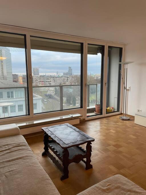 Kaiserloft Zentral Nahe Messe 杜塞尔多夫 外观 照片